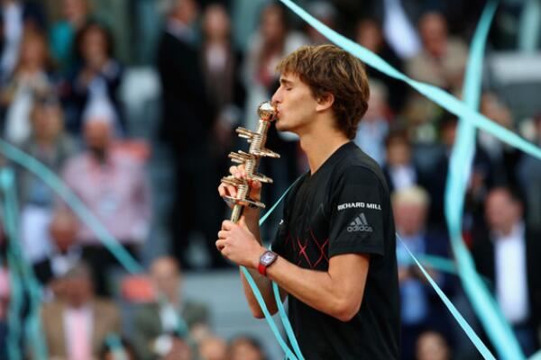 在比赛中突 在比赛中突