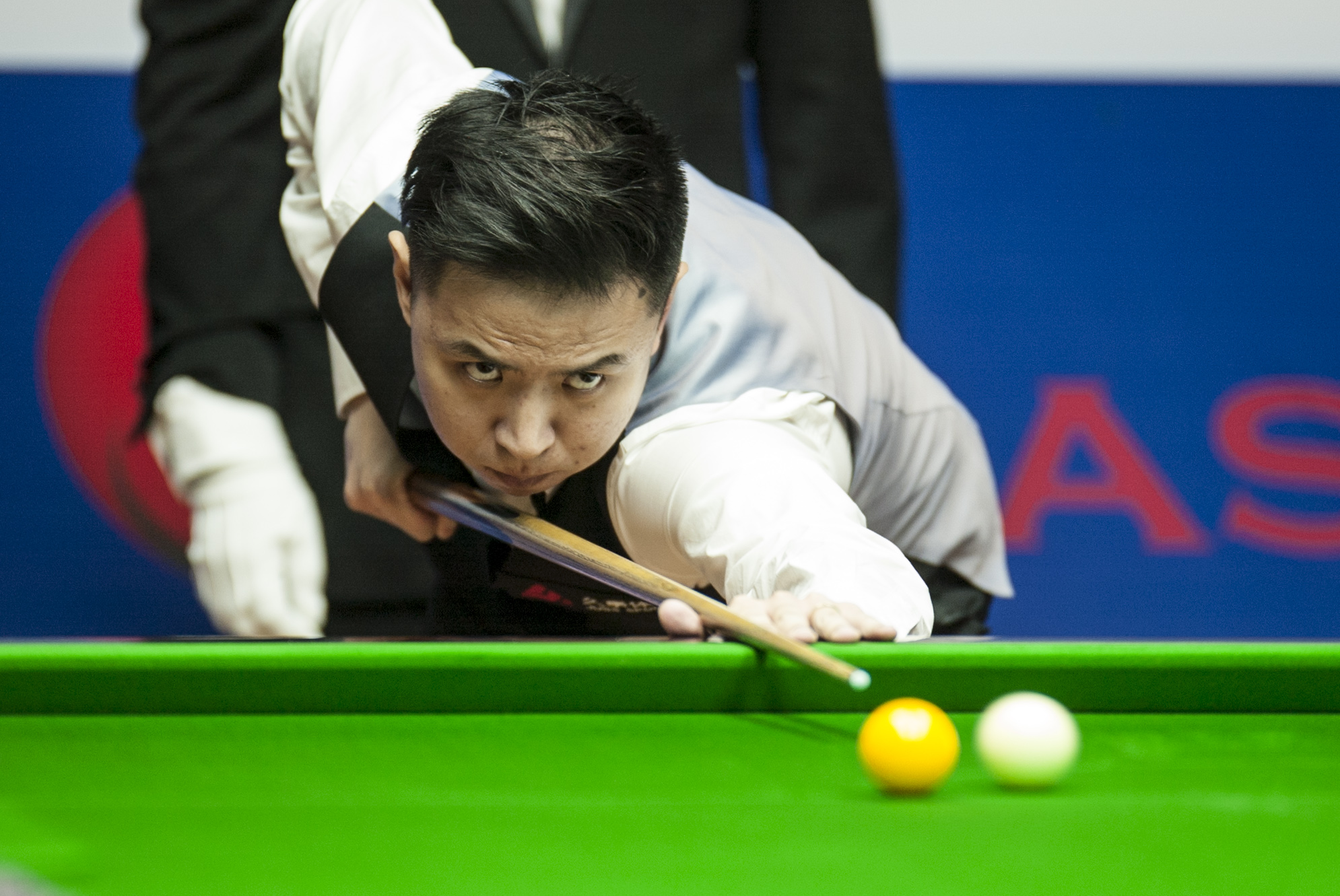 他在进攻推 他在进攻推